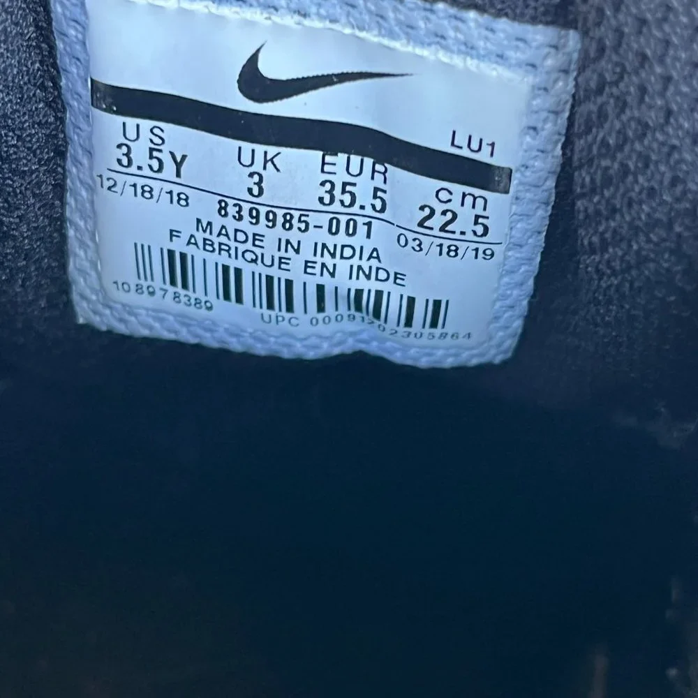 Nike Kids Court Borough Low 2 Grade School Black Shoes Sneakers Size 3.5 - Picture 12 of 12